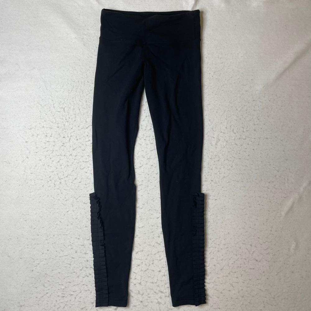 Lululemon Leggings Womens Size 4 Black Ruffle‎ Trim Athletic Yoga Pants